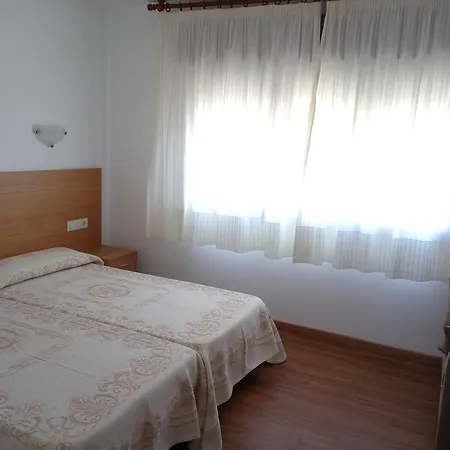 Carabela Πανσιόν 3*