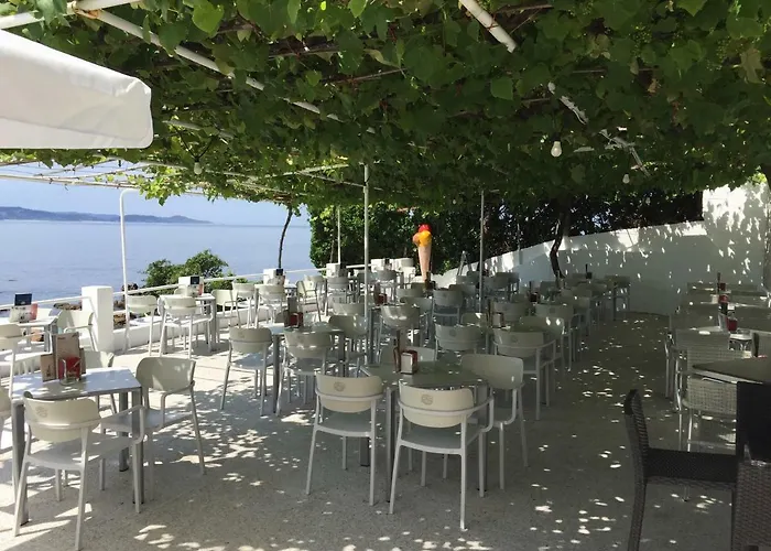 Konukevi Carabela Areas